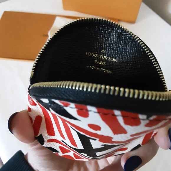 Louis Vuitton Round Coin Purse Crafty LV Limited Edition Rare Brand new Full Set - Picture 3 of 7